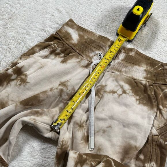 Lululemon Down Warm Jogger Athletic Pants Earth Dye Sand - Picture 7 of 8